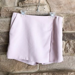 Express light pink skort